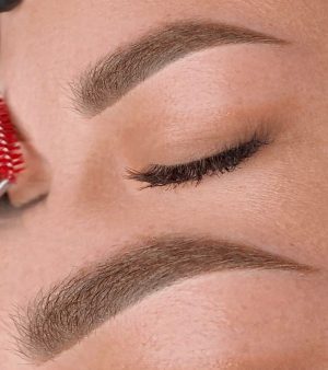 Перманентный макияж бровей